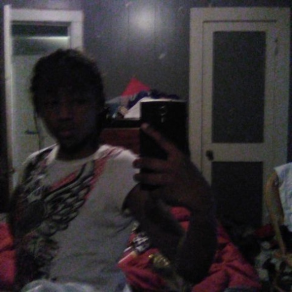 Meet your Posher, Gabrielle - Picture 1 of 1